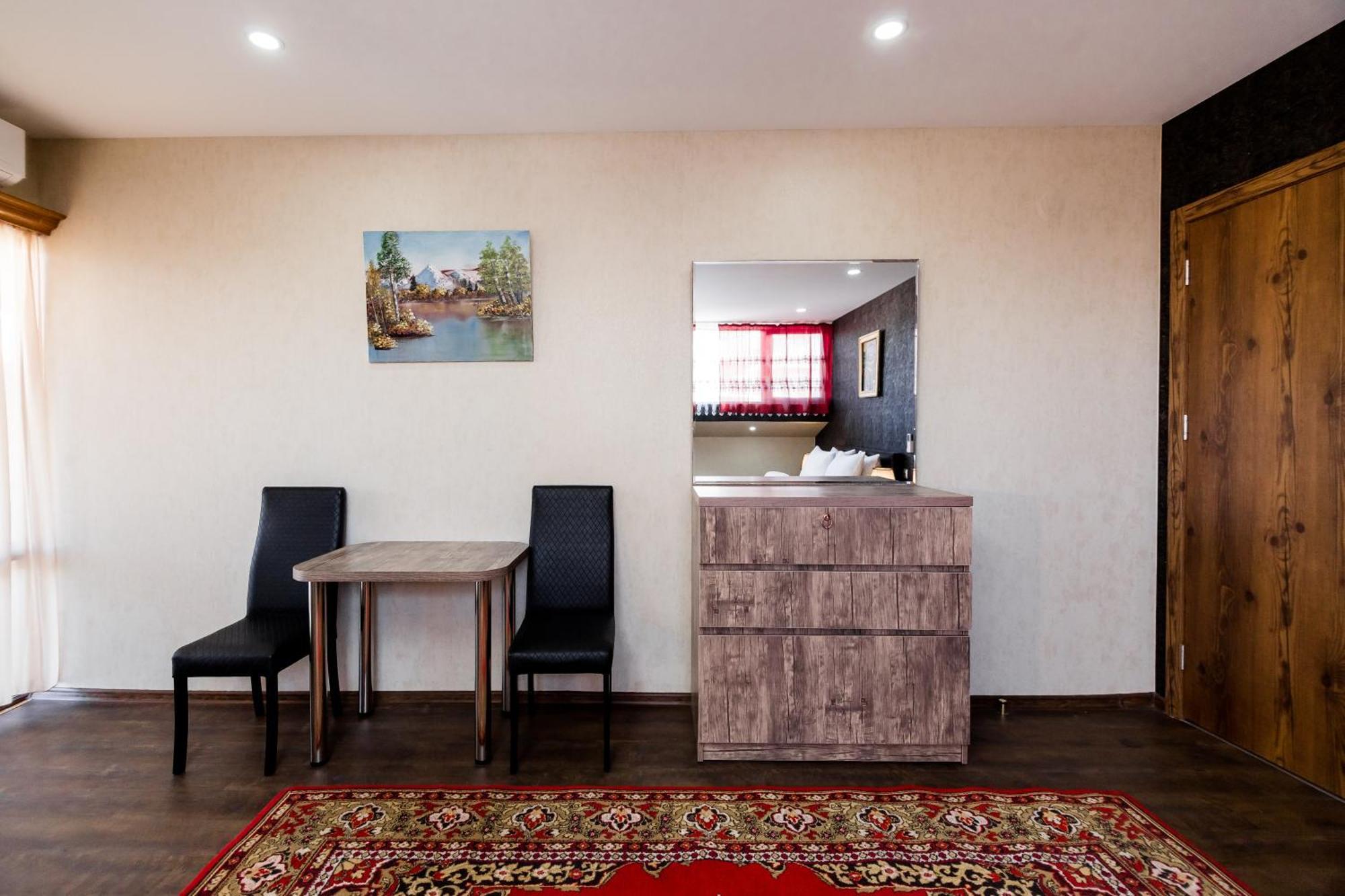 George Hotel تبليسي المظهر الخارجي الصورة