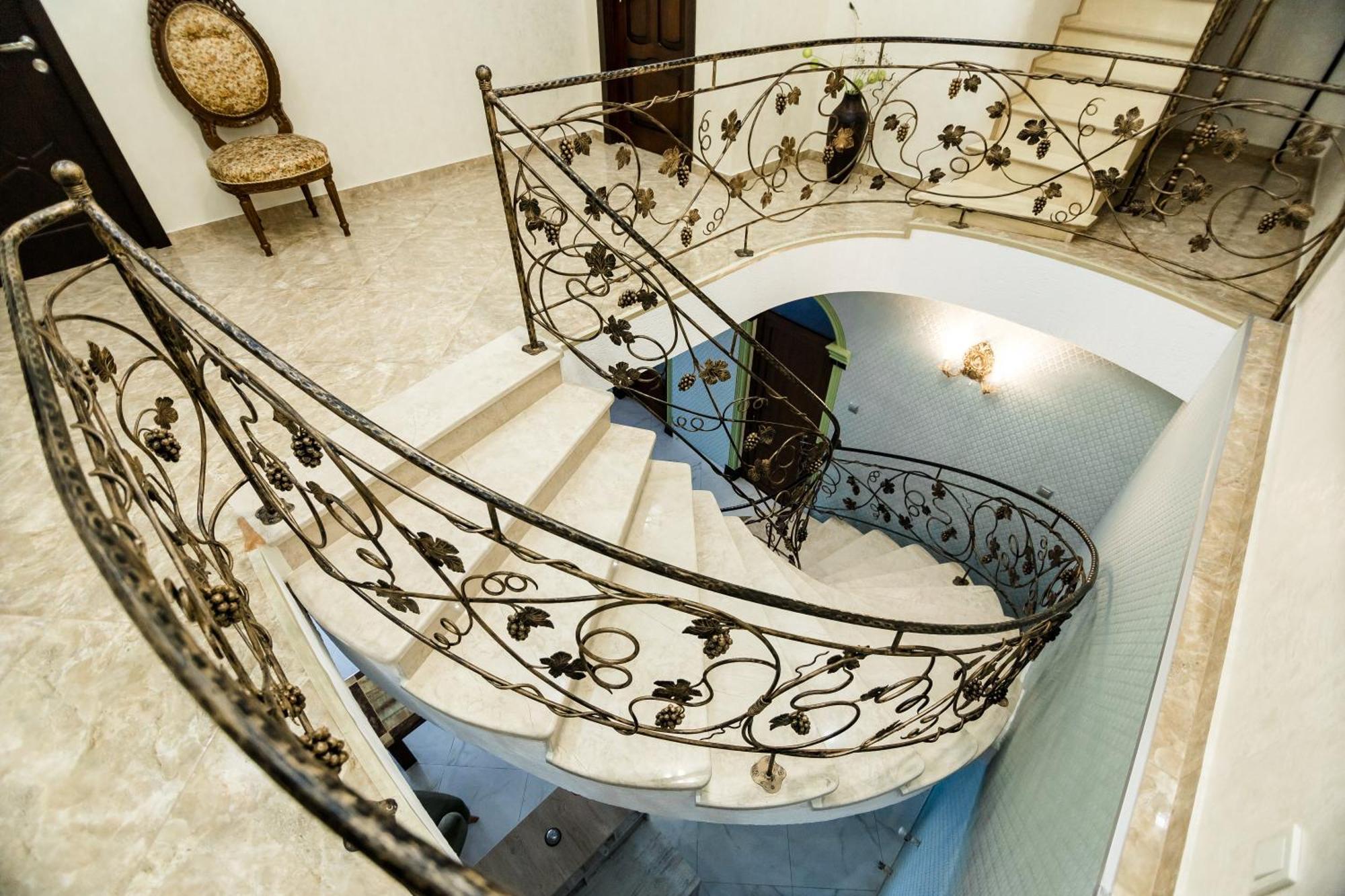 George Hotel تبليسي المظهر الخارجي الصورة