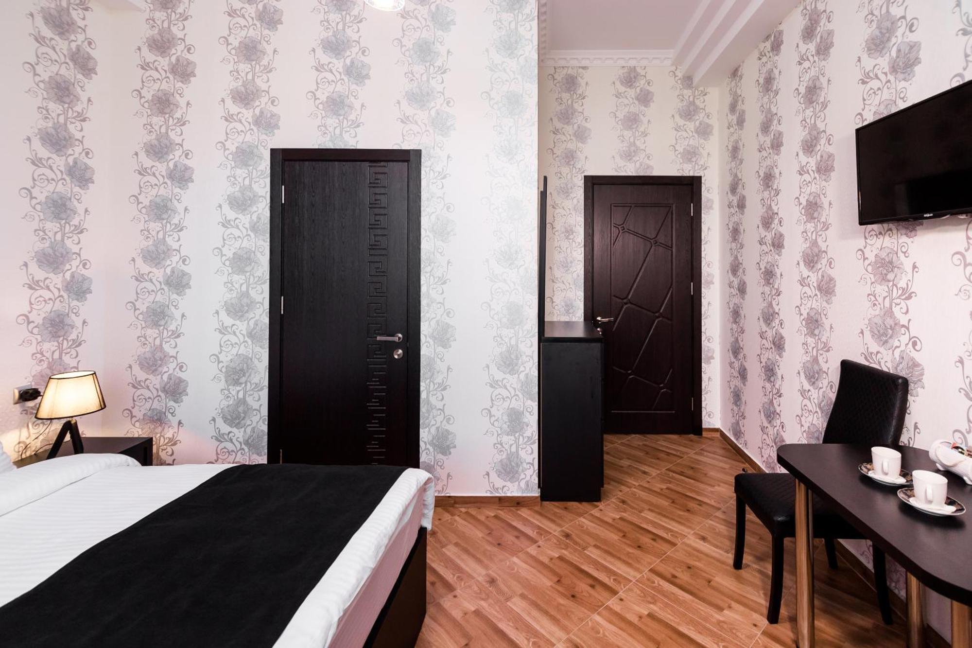 George Hotel تبليسي المظهر الخارجي الصورة